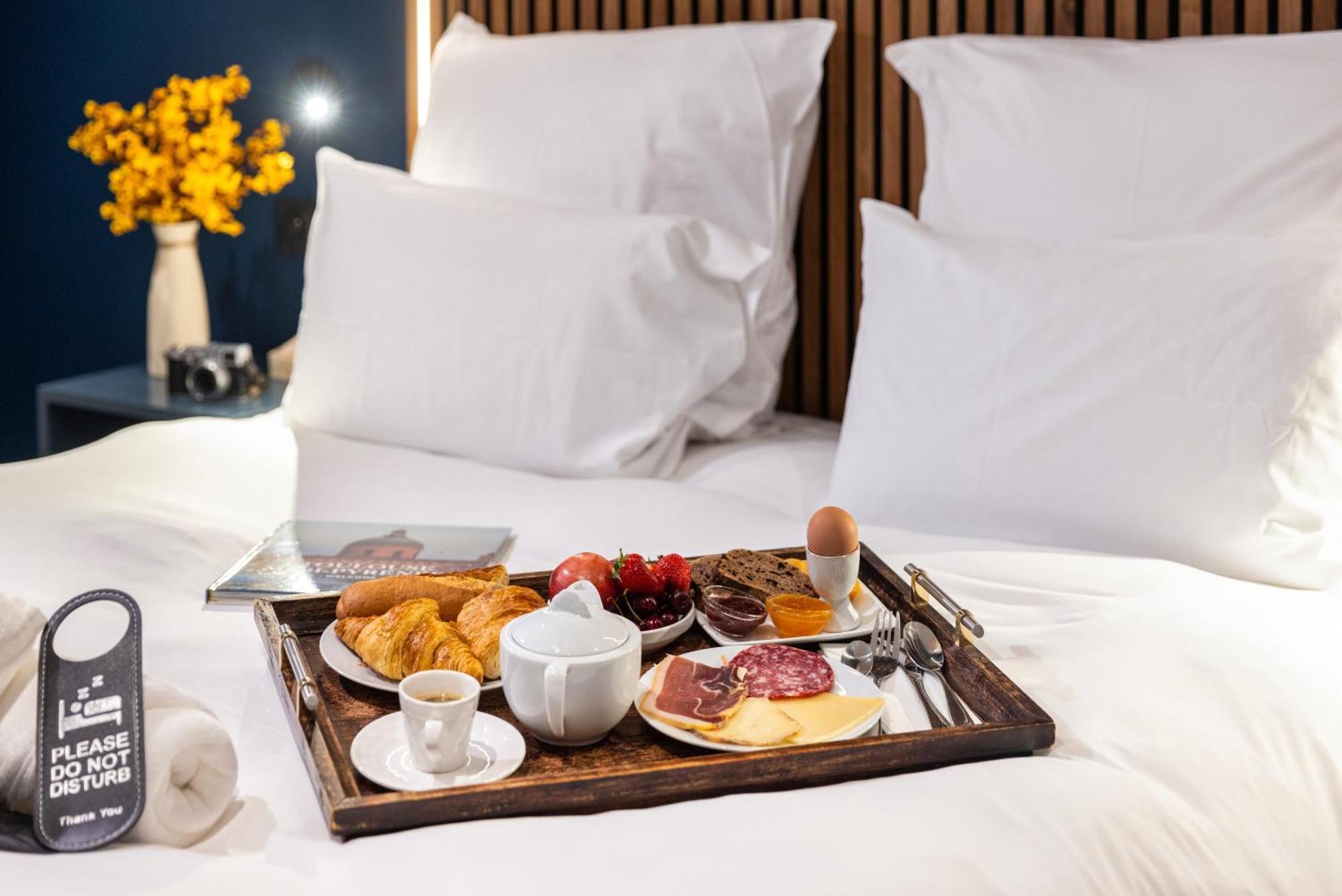 Ovyo Hotel Toulouse Buitenkant foto